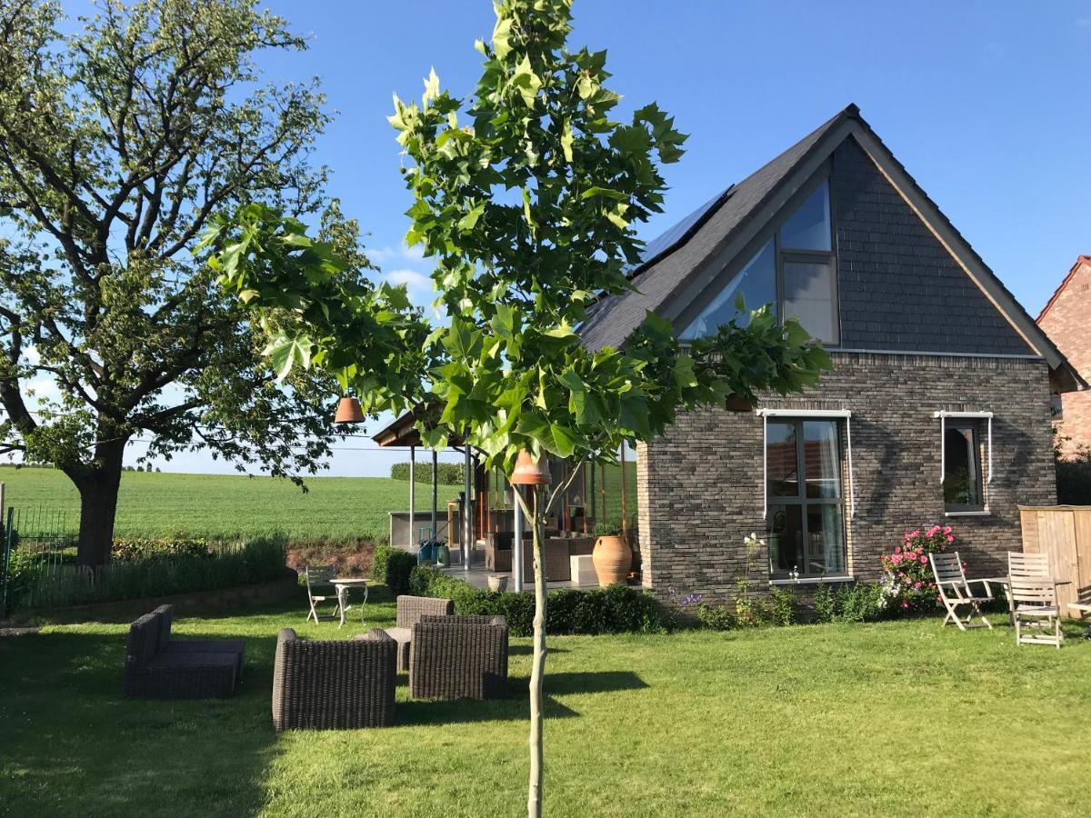 Gastenverblijf Chambre Damis - Geniet Van Haspengouw, Buiten En Binnen! Heers ภายนอก รูปภาพ